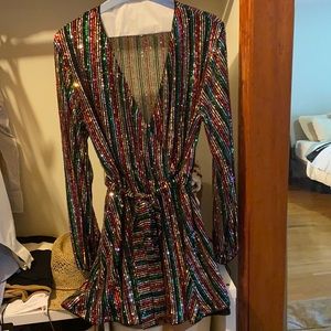 Long sleeve sequin party dress!